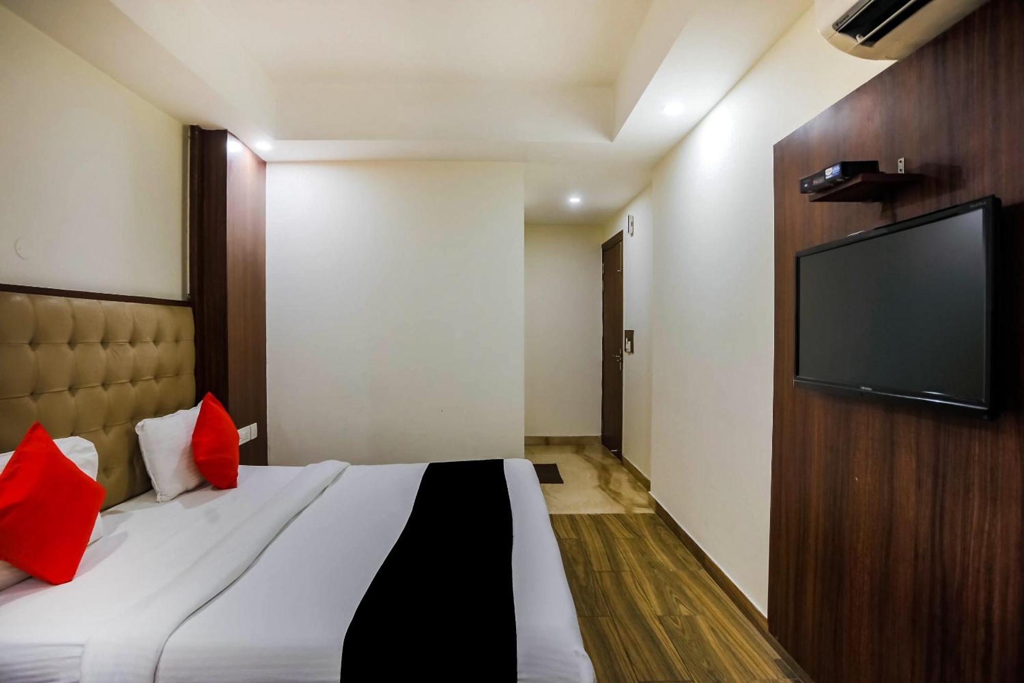 نيودلهي Collection O The Kailash Dev Hotel المظهر الخارجي الصورة
