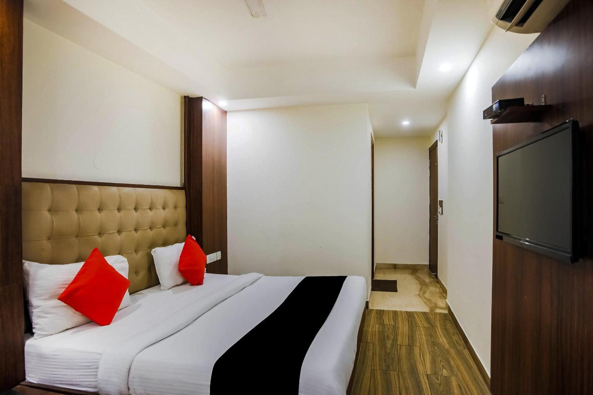 نيودلهي Collection O The Kailash Dev Hotel المظهر الخارجي الصورة