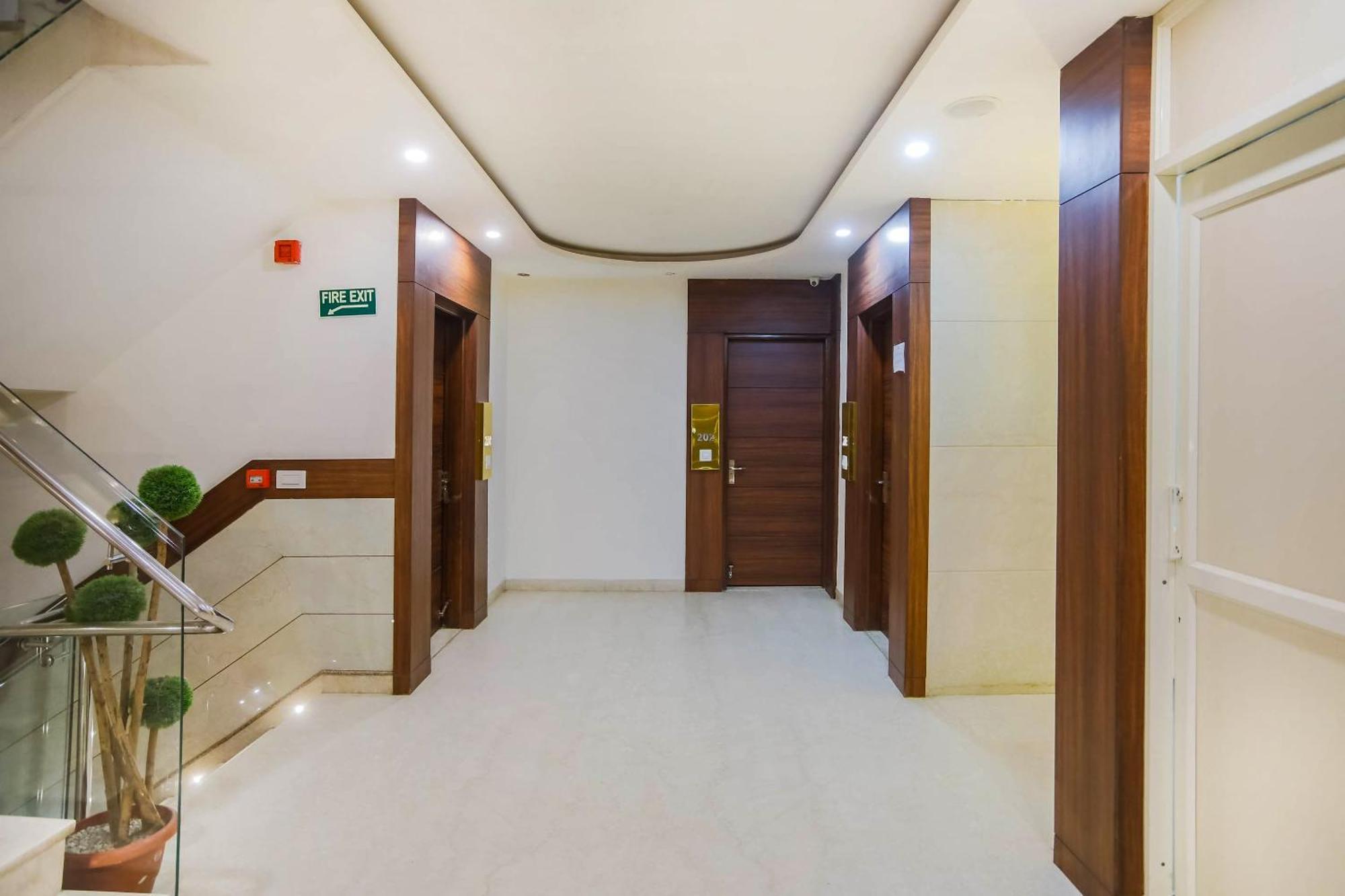 نيودلهي Collection O The Kailash Dev Hotel المظهر الخارجي الصورة