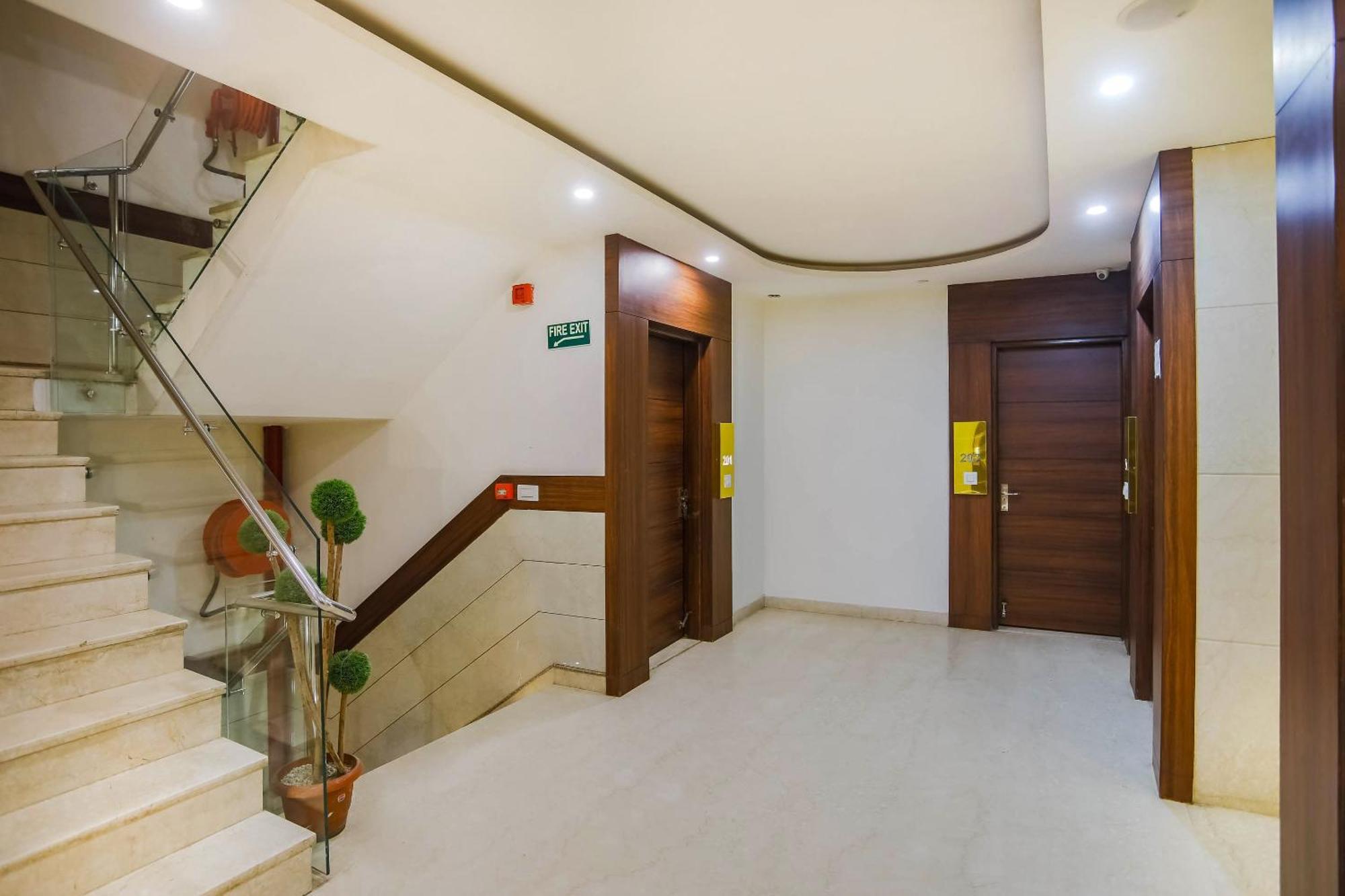 نيودلهي Collection O The Kailash Dev Hotel المظهر الخارجي الصورة